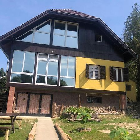 R&B Vendégház Balatonakarattya Esterno foto
