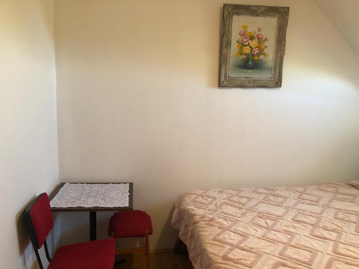 R&B Vendégház Balatonakarattya Esterno foto