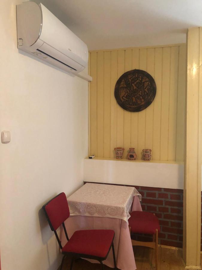 R&B Vendégház Balatonakarattya Esterno foto